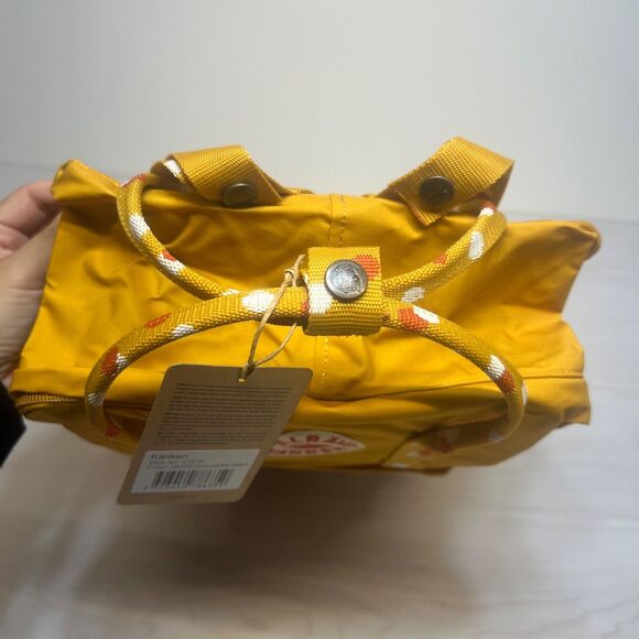 NWT FjallRaven Kanken Backpack Ochre Confetti Pattern 23510 main image 5